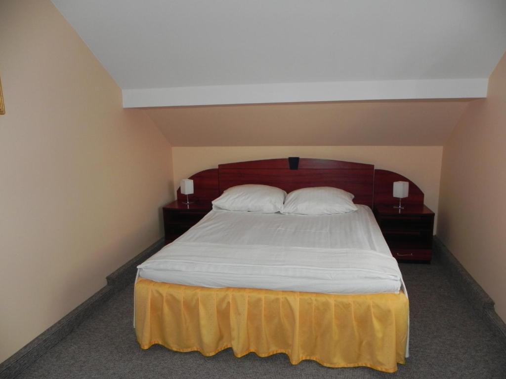 Pensjonat Galery Świebodzice Zimmer foto