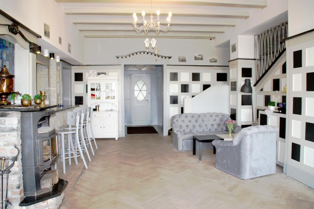 Pensjonat Galery Świebodzice Exterior foto